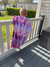 Load image into Gallery viewer, Tshirt - Tie Dye