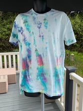 Load image into Gallery viewer, Tshirt - Tie Dye