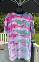 Load image into Gallery viewer, Tshirt - Tie Dye