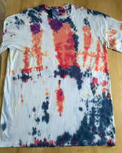 Load image into Gallery viewer, Tshirt - Tie Dye