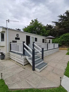 STAY IN A TWO BEDROOM HOLIDAY HOME NEAR MILFORD ON SEA
