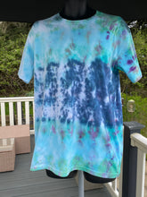 Load image into Gallery viewer, Tshirt - Tie Dye