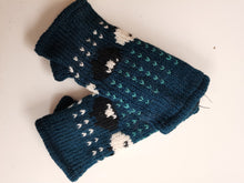 Load image into Gallery viewer, Wool Gloves