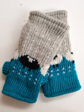 Load image into Gallery viewer, Wool Gloves