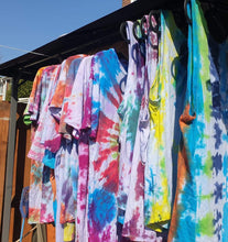 Load image into Gallery viewer, Tshirt - Tie Dye