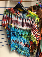 Load image into Gallery viewer, T-shirt
