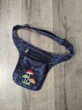 Load image into Gallery viewer, Bumbag - Hippy
