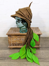 Load image into Gallery viewer, Felt - Hat
