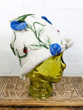 Load image into Gallery viewer, Felt - Hat
