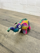 Load image into Gallery viewer, Felt - Elephant

