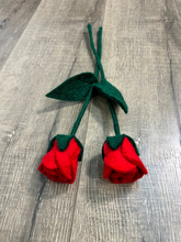 Load image into Gallery viewer, Felt - Flower
