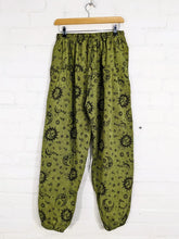 Load image into Gallery viewer, Trousers
