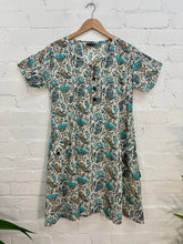 Load image into Gallery viewer, Dress
