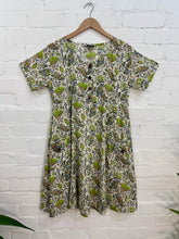 Load image into Gallery viewer, Dress
