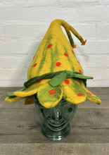 Load image into Gallery viewer, Felt - Hat
