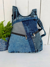 Load image into Gallery viewer, Rucksack - Hippy
