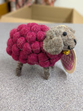 Load image into Gallery viewer, Felt - Sheep
