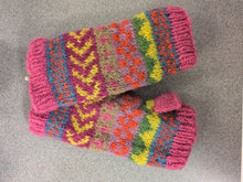 Load image into Gallery viewer, Wool Gloves
