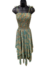 Load image into Gallery viewer, Dress
