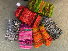 Load image into Gallery viewer, Gloves - Wool
